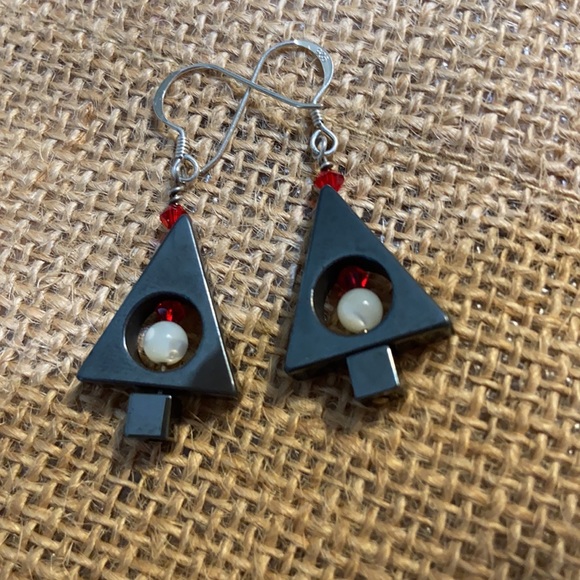 Christmas tree earrings 🎄🎁🆕🆒 - Picture 3 of 3